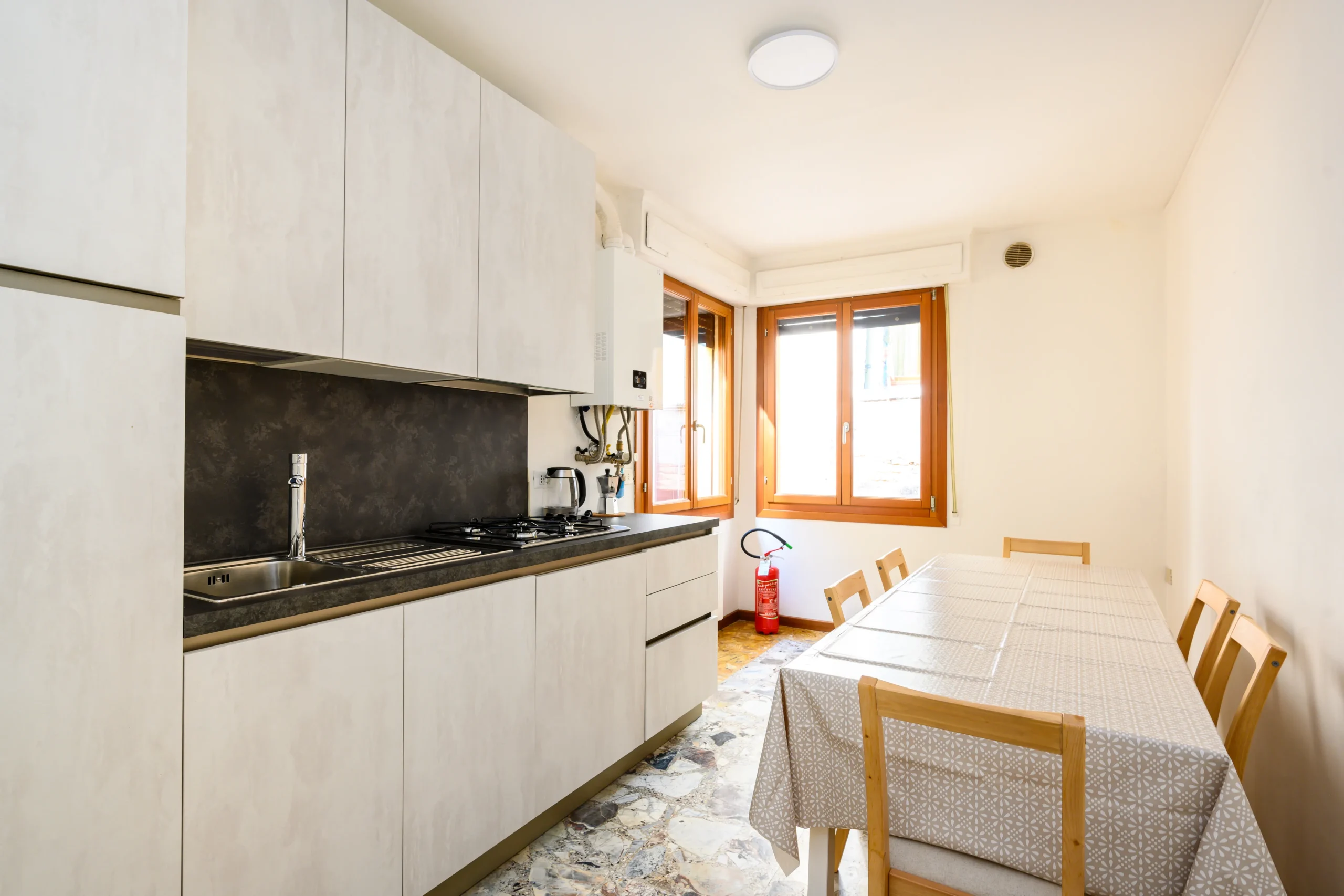 ZCR_0501_ph.ClaudiaRossini