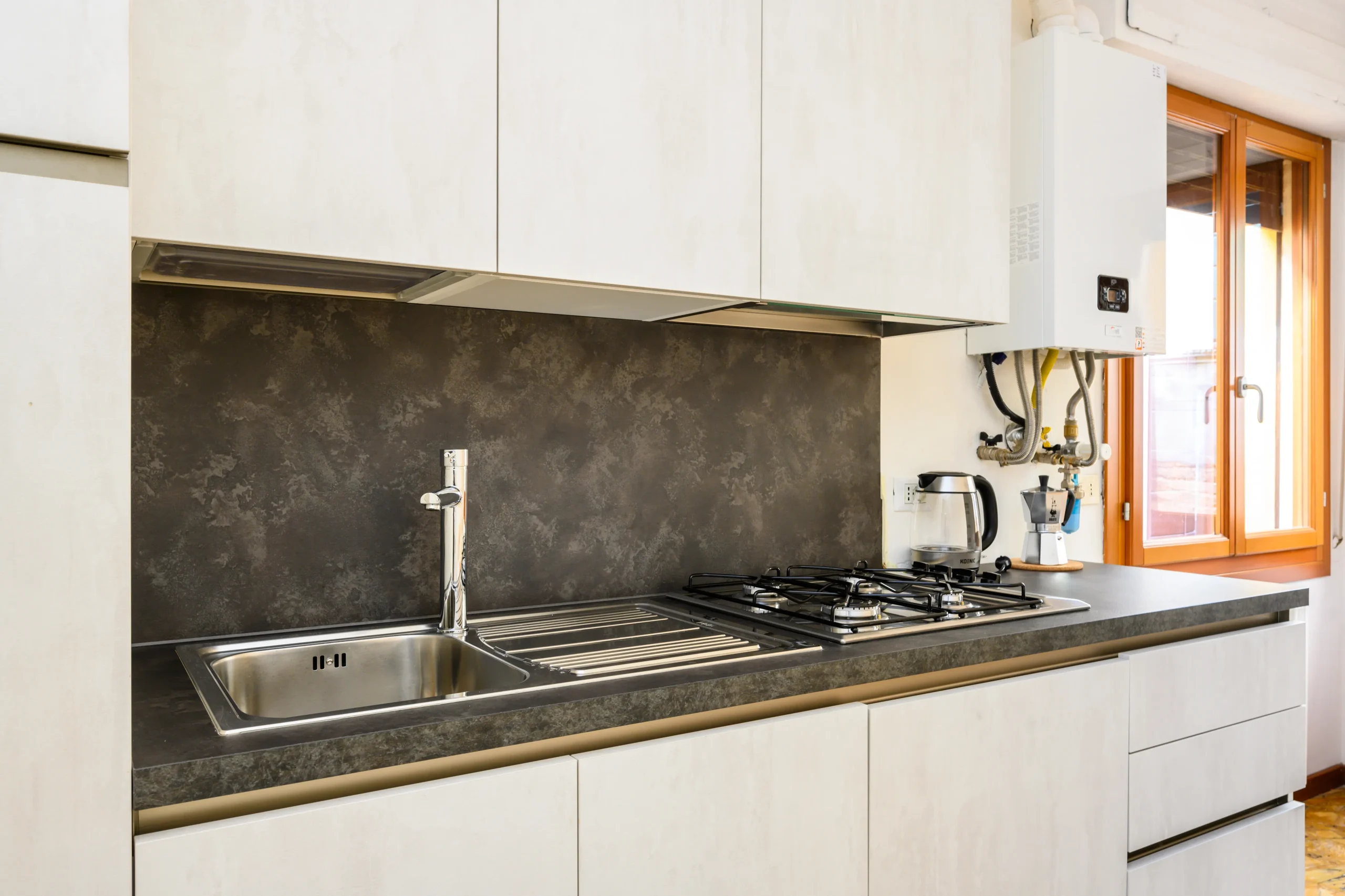 ZCR_0503_ph.ClaudiaRossini