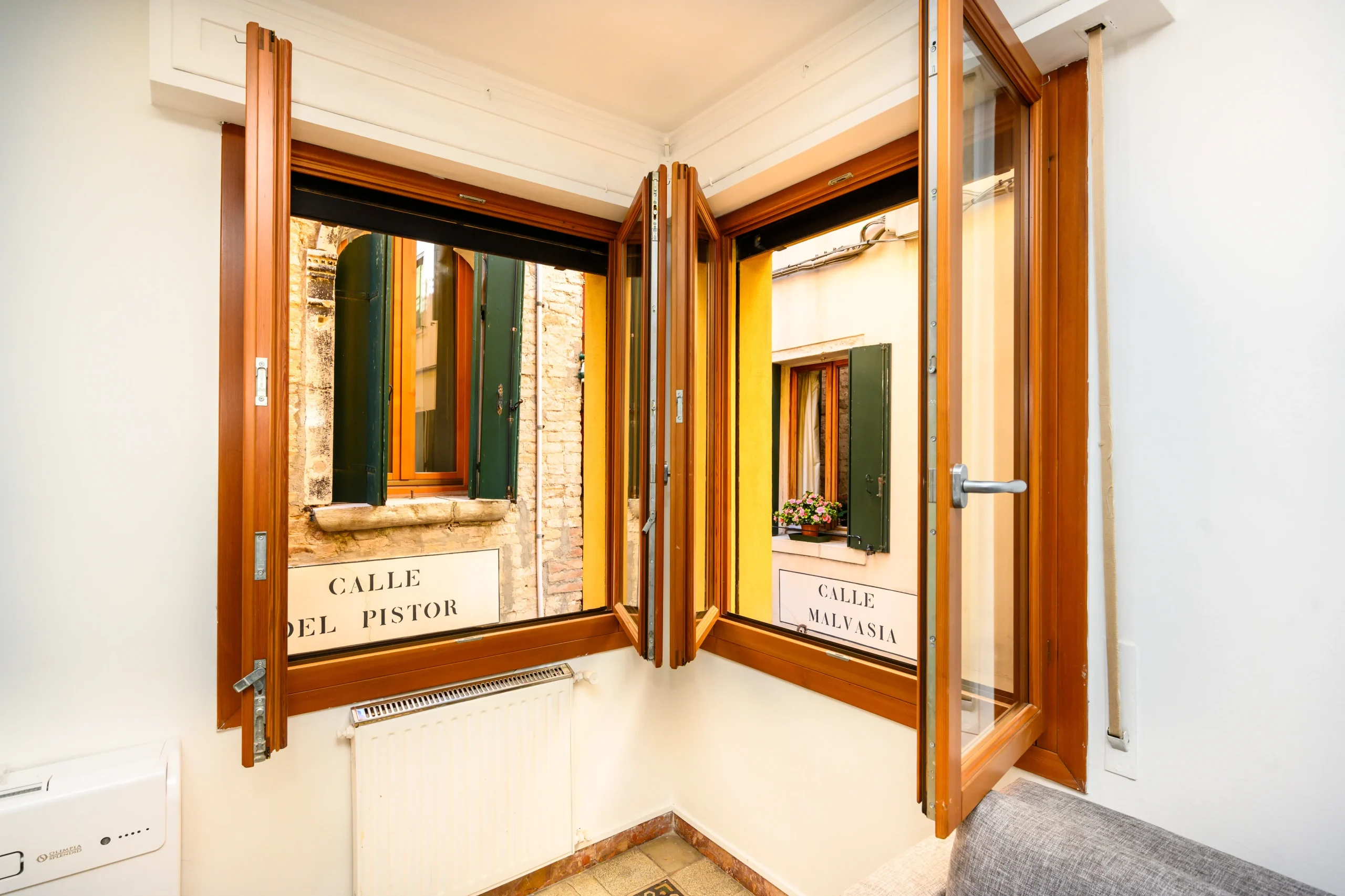 ZCR_0580_ph.ClaudiaRossini