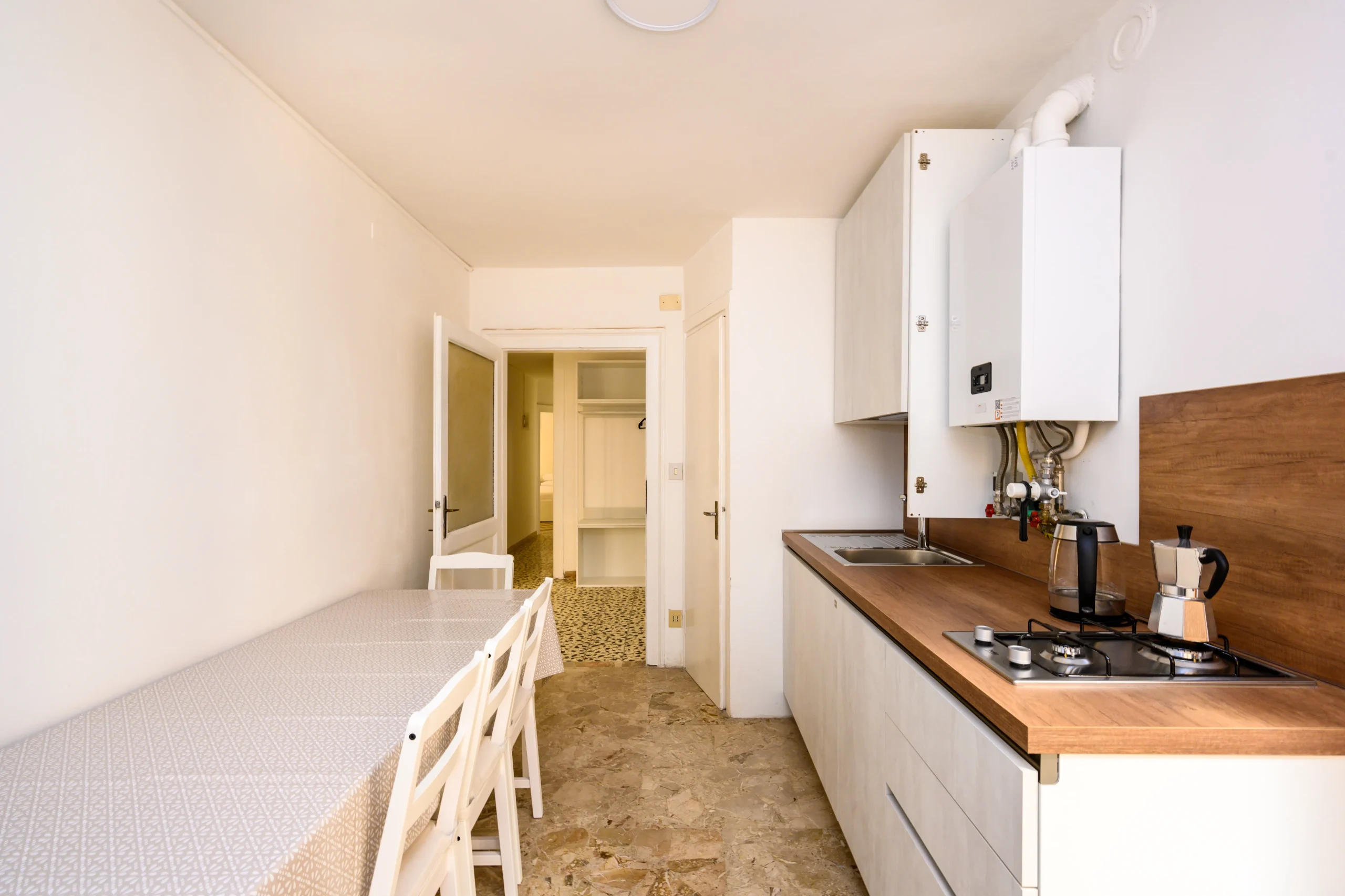 ZCR_0606_ph.ClaudiaRossini